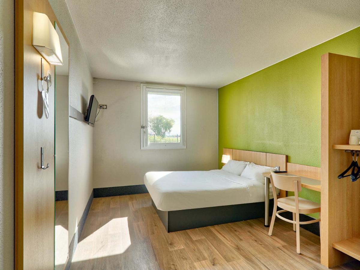 B&B Hotel Clermont-Ferrand Gerzat Esterno foto