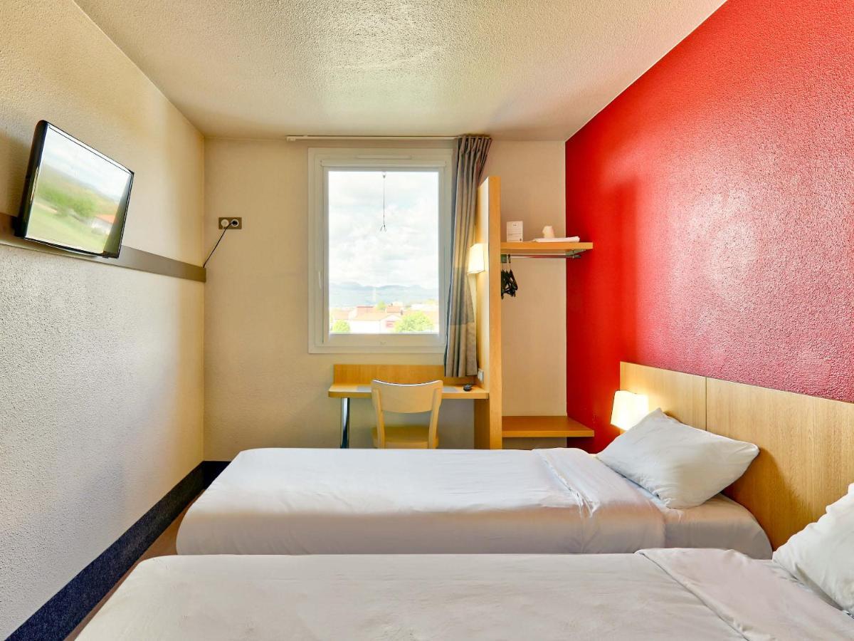 B&B Hotel Clermont-Ferrand Gerzat Esterno foto